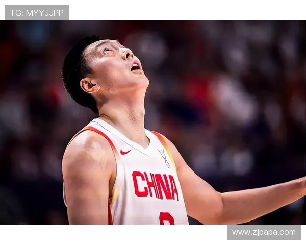 足球运动员看CBA：跨界球员对篮球赛事的兴趣