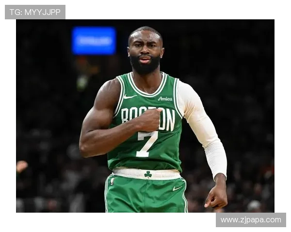 双探花联手发威杰伦布朗全能表现助球队再创佳绩